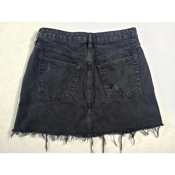 We The Free People Rainn Denim Mini Skirt Women's Size 28 Button Fly Distressed - Picture 2 of 5